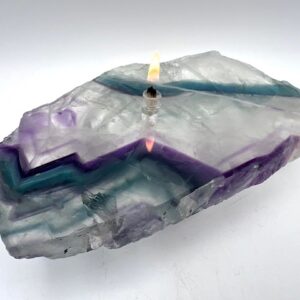 Fluorite Rock Oil Candle Lamp. Includes starter oil pack.